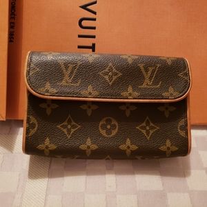 Monogram Pochette Florentine